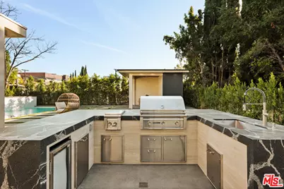 12952 Huston St, Sherman Oaks, CA 91423 - Photo 43