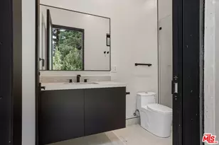 12952 Huston St, Sherman Oaks, CA 91423 - Photo 43