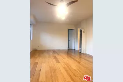 3001 Highland Ave #C, Santa Monica, CA 90405 - Photo 5