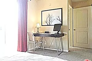 345 S Alexandria Ave, Los Angeles, CA 90020 - Photo 19