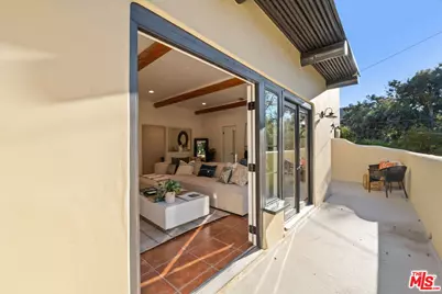 25648 Timpangos Dr, Calabasas, CA 91302 - Photo 11