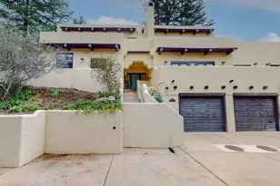 25648 Timpangos Dr, Calabasas, CA 91302 - Photo 5