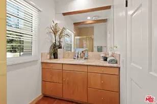 25648 Timpangos Dr, Calabasas, CA 91302 - Photo 57