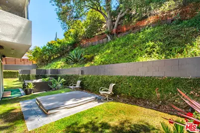 2710 Laurel Canyon Blvd, Los Angeles, CA 90046 - Photo 35
