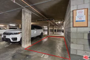 700 Westmount Dr, West Hollywood, CA 90069 - Photo 21