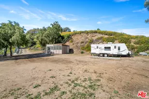 10315 Wheatland Ave, Shadow Hills, CA 91040 - Photo 55