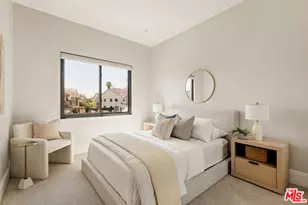 6592 Kentwood Bluffs Dr, Los Angeles, CA 90045 - Photo 23