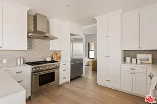 6592 Kentwood Bluffs Dr, Los Angeles, CA 90045 - Photo 9