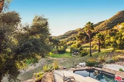 28525 Newton Canyon Rd, Malibu, CA 90265 - Photo 29