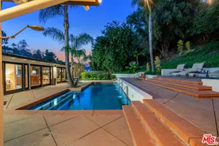 4858 Topeka Dr, Tarzana, CA 91356 - Photo 35