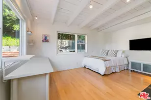 4858 Topeka Dr, Tarzana, CA 91356 - Photo 27