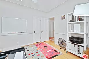 1272 S Ridgeley Dr, Los Angeles, CA 90019 - Photo 25