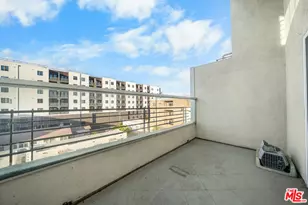 1036 S Serrano Ave, Los Angeles, CA 90006 - Photo 25