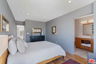 611 N Bronson Ave, Los Angeles, CA 90004 - Photo 31