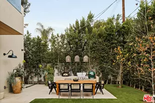 11937 Addison St, Valley Village, CA 91607 - Photo 37