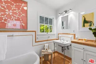 141 Barlock Ave, Los Angeles, CA 90049 - Photo 23