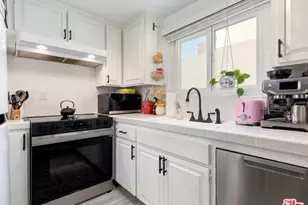 8155 Manitoba St, Playa del Rey, CA 90293 - Photo 9