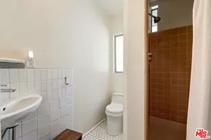 4465 Don Miguel Dr, Los Angeles, CA 90008 - Photo 25