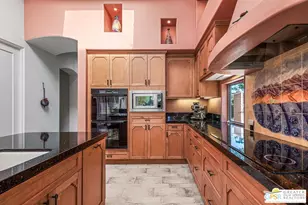 114 Waterford Cir, Rancho Mirage, CA 92270 - Photo 9