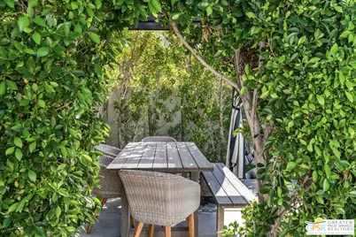 2493 E Powell Rd, Palm Springs, CA 92262 - Photo 23