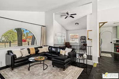 2493 E Powell Rd, Palm Springs, CA 92262 - Photo 3