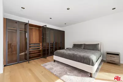 212 Bay St #102, Santa Monica, CA 90405 - Photo 13