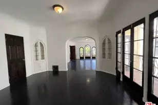 942 S Mansfield Ave, Los Angeles, CA 90036 - Photo 19
