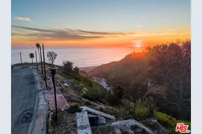 429 Puerto Del Mar, Pacific Palisades, CA 90272 - Photo 11