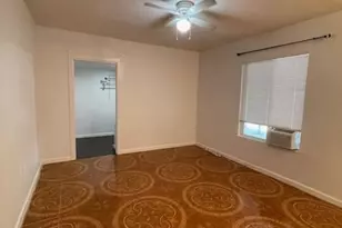 604 Eye St, Bakersfield, CA 93304 - Photo 27