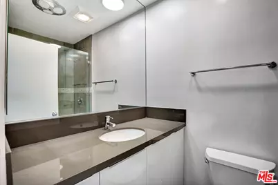 831 2nd St, Santa Monica, CA 90403 - Photo 9