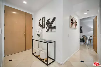 650 Kelton Ave #301, Los Angeles, CA 90024 - Photo 13