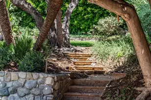 1136 N Doheny Dr, Los Angeles, CA 90069 - Photo 29