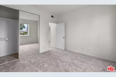 620 S Gramercy Pl #301, Los Angeles, CA 90005 - Photo 27