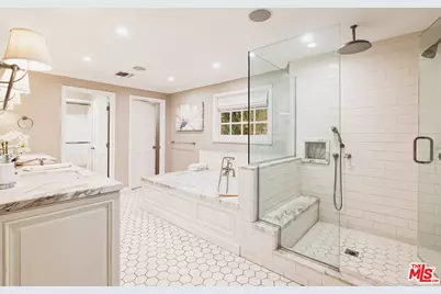 2055 Outpost Dr, Los Angeles, CA 90068 - Photo 15