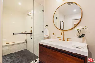 2055 Outpost Dr, Los Angeles, CA 90068 - Photo 19
