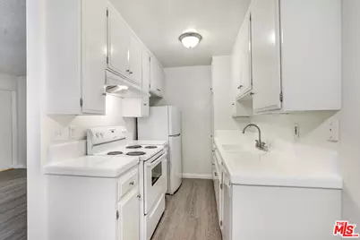824 Maple St, Santa Monica, CA 90405 - Photo 15