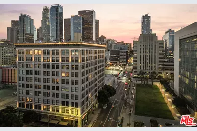 108 W 2nd St #1006, Los Angeles, CA 90012 - Photo 33