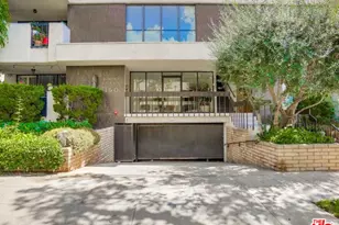 150 N Almont Dr, Beverly Hills, CA 90211 - Photo 25