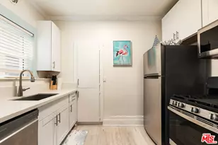 51 Sunset Ave, Venice, CA 90291 - Photo 15