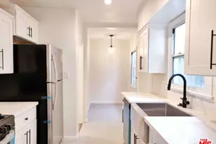 537 N Orange Dr, Los Angeles, CA 90036 - Photo 13