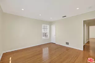 906 N Croft Ave, Los Angeles, CA 90069 - Photo 17