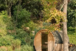 1420 Moraga Dr, Los Angeles, CA 90049 - Photo 27