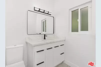 2744 S Bentley Ave, Los Angeles, CA 90064 - Photo 43