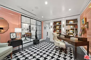 10375 Wilshire Blvd, Los Angeles, CA 90024 - Photo 37