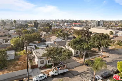 358 E 73rd St, Los Angeles, CA 90003 - Photo 5