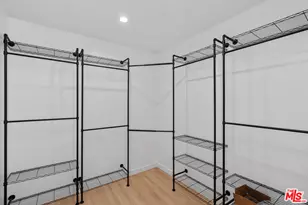 7823 Kenyon Ave, Los Angeles, CA 90045 - Photo 19