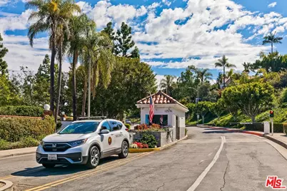 12557 The Vista, Los Angeles, CA 90049 - Photo 29