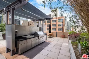 1111 S Grand Ave, Los Angeles, CA 90015 - Photo 23