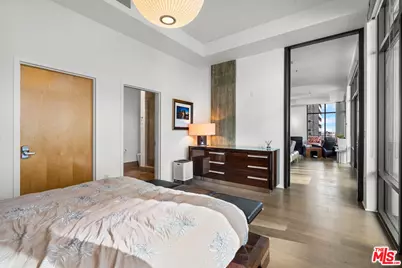 1111 S Grand Ave #Ph1, Los Angeles, CA 90015 - Photo 17