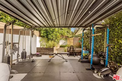 2744 S Bentley Ave, Los Angeles, CA 90064 - Photo 9